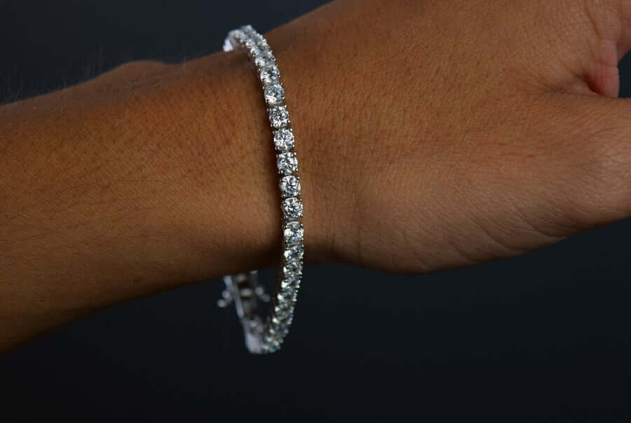 'CLASSIC TENNIS BRACELET'