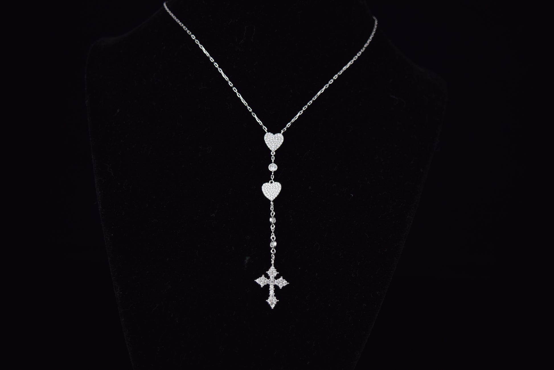 'CROSS MY HEART' NECKLACE - SHOP PAIGE