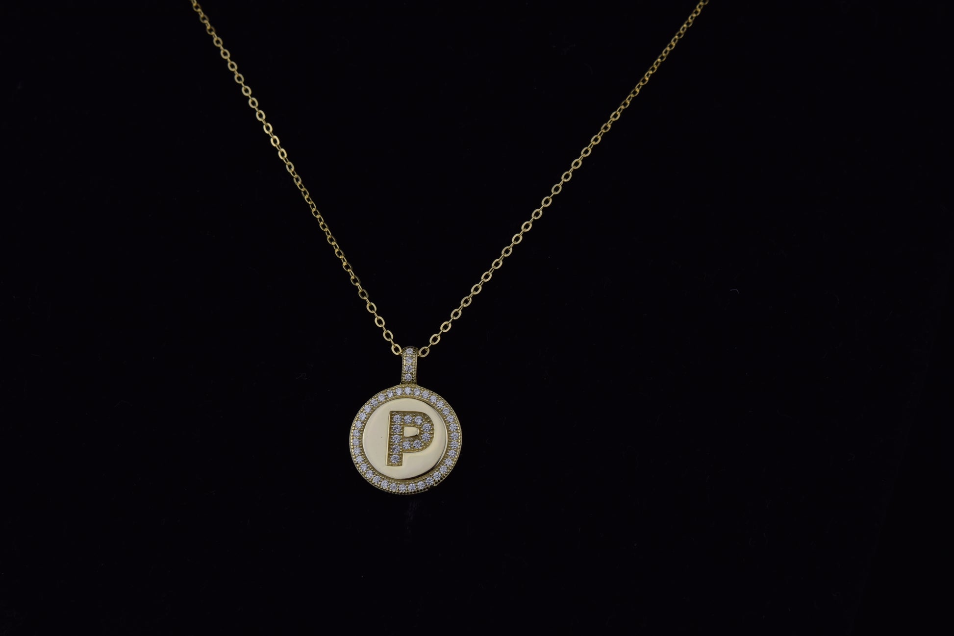 'MEDALLION LETTER' NECKLACE - SHOP PAIGE