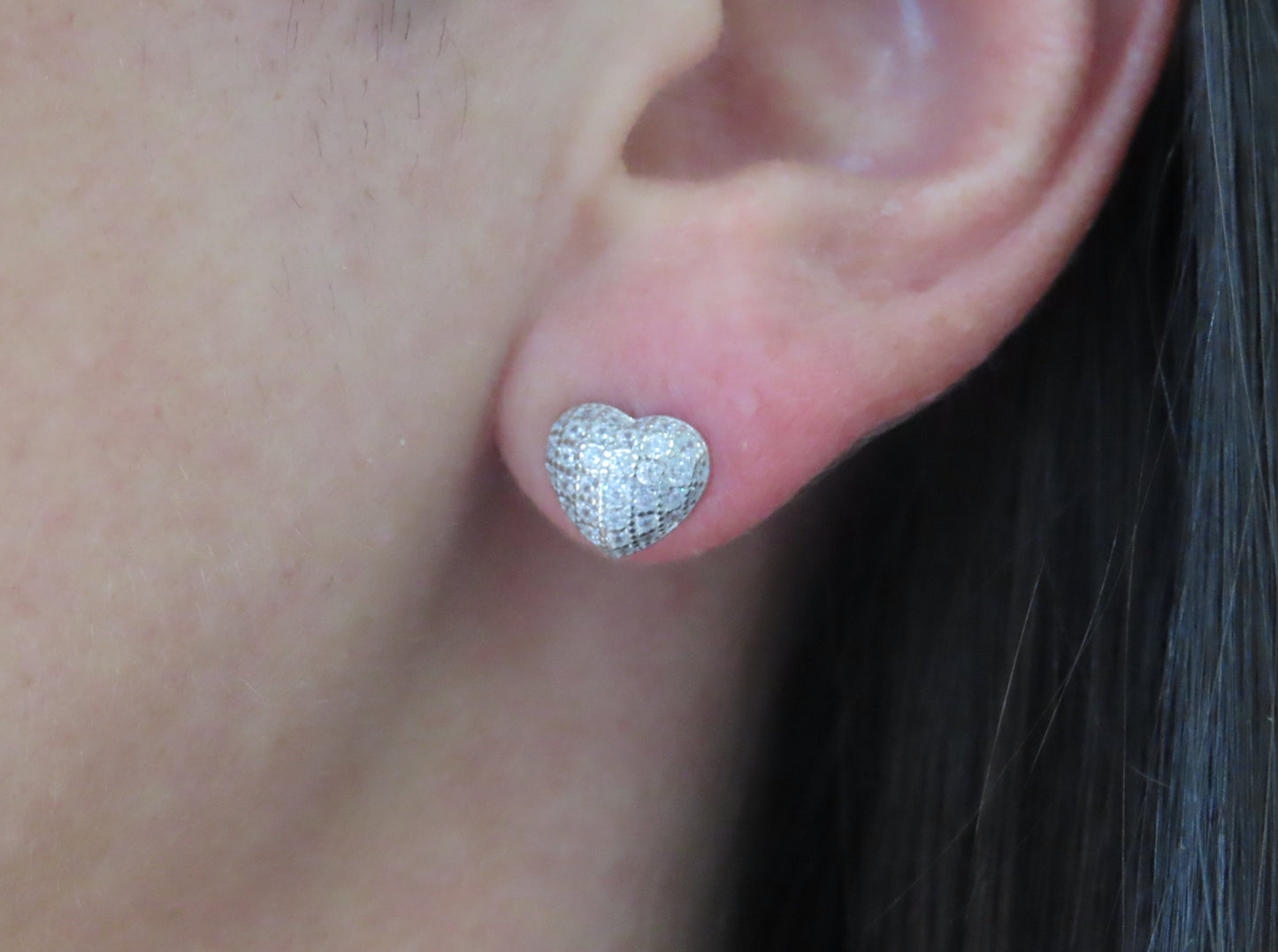 'MICROPAVÉ HEART STUDS'