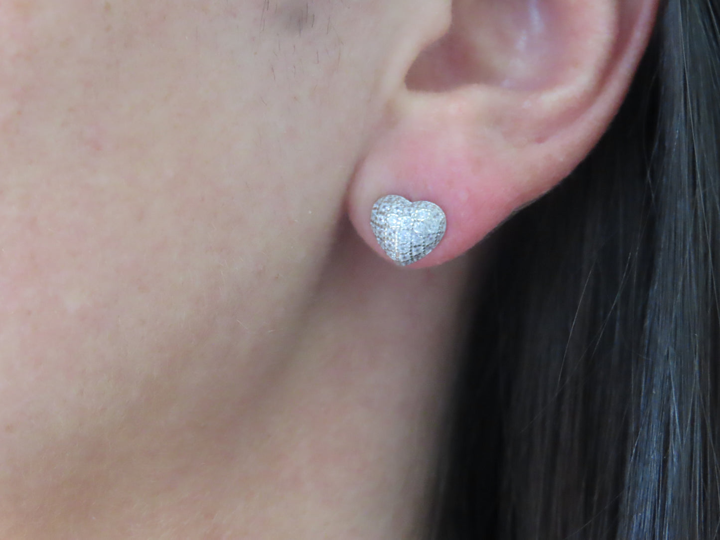 'MICROPAVÉ HEART STUDS'