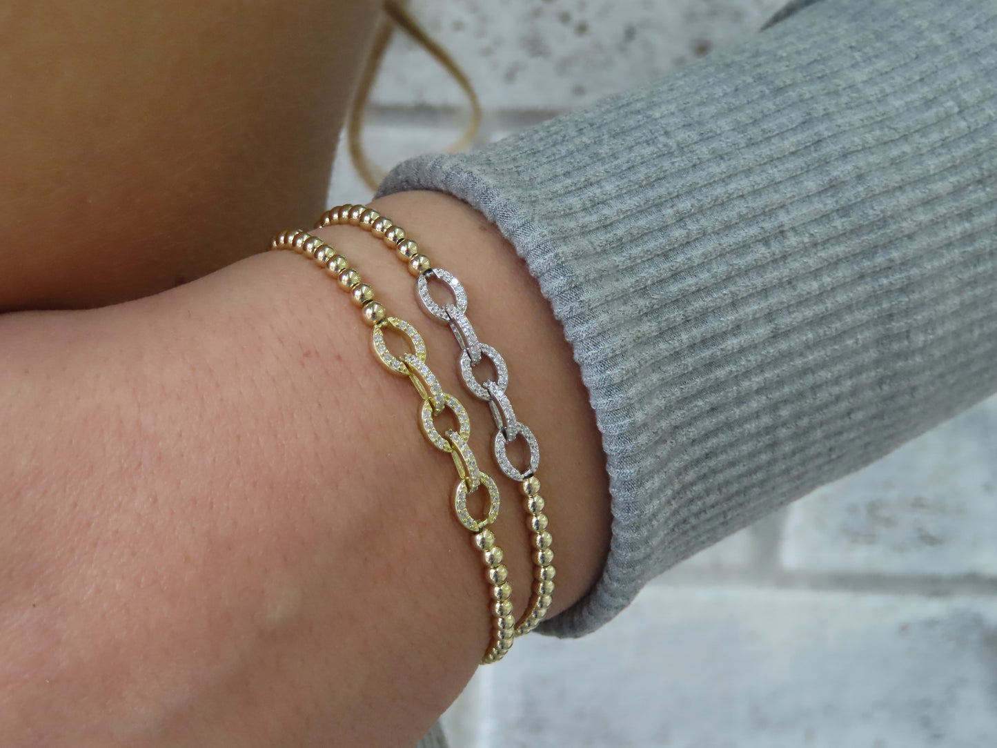 'LINKED BALL BRACELET'